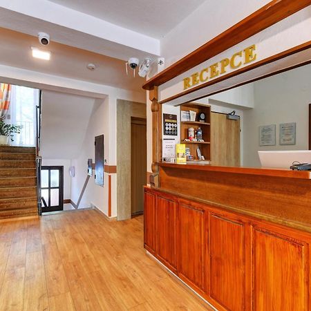 Hotel Adler Ceske Budejovice Luaran gambar